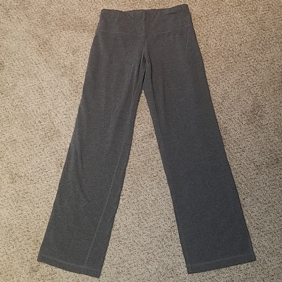 ATHLETIC works medium (8-10) active wear, Gray, $40 - Picture 1 of 3